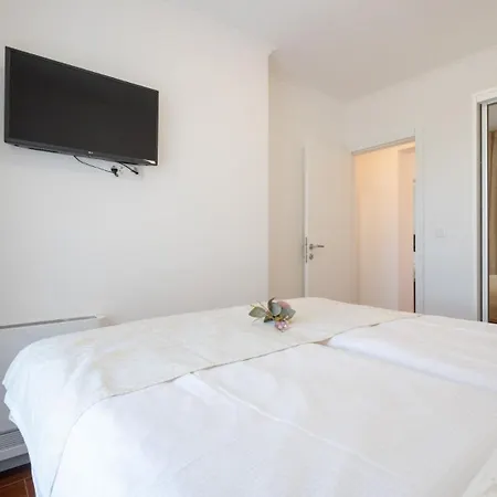 Luxury Ana Apartment Trogir