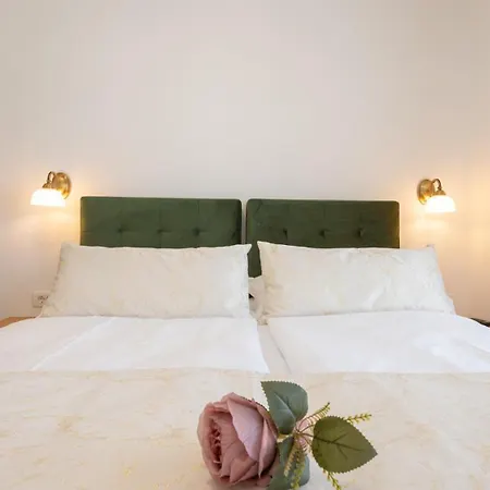 Apartment Luxury Ana *